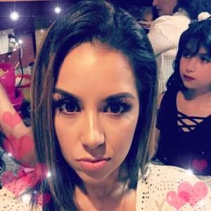 Meet your Posher, Araceli martinez